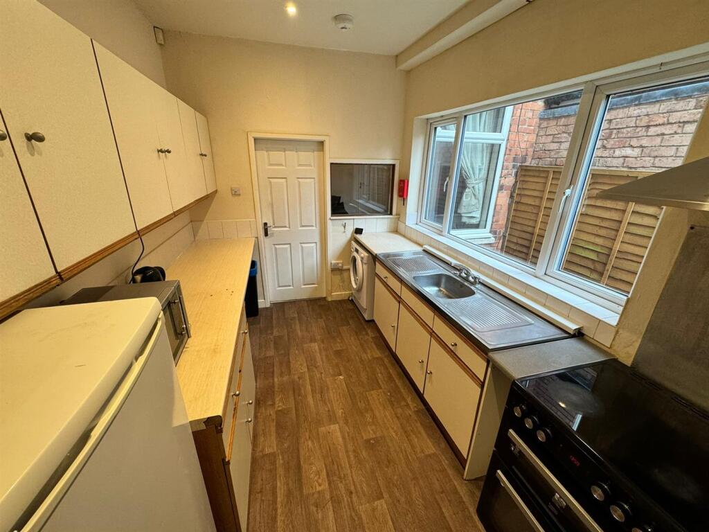 Additional image 14 of Room 2, Bramble Street, Stoke, Coventry, CV1 2HA