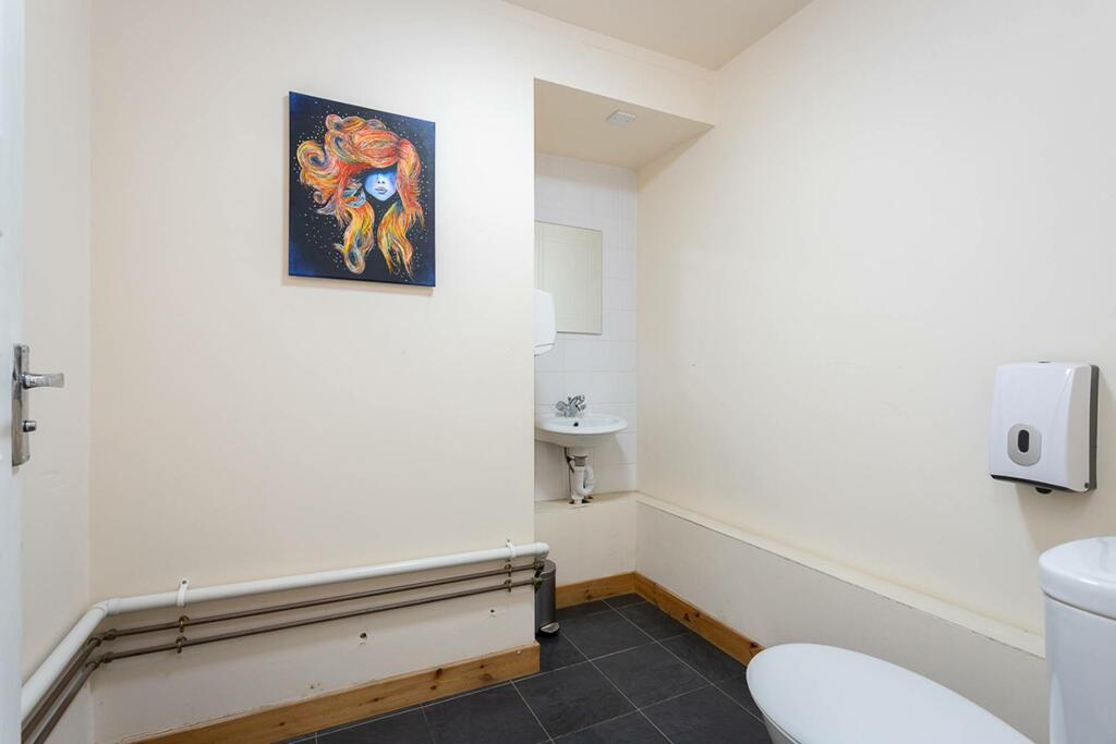 Additional image 11 of 21/23 Reform Street, Kirriemuir, DD8 4BS