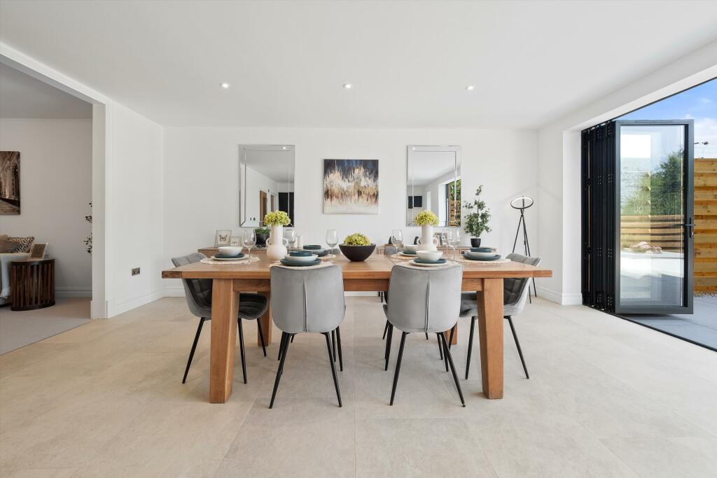 Additional image 24 of Banbury Road, Bishops Tachbrook, Leamington Spa, CV33