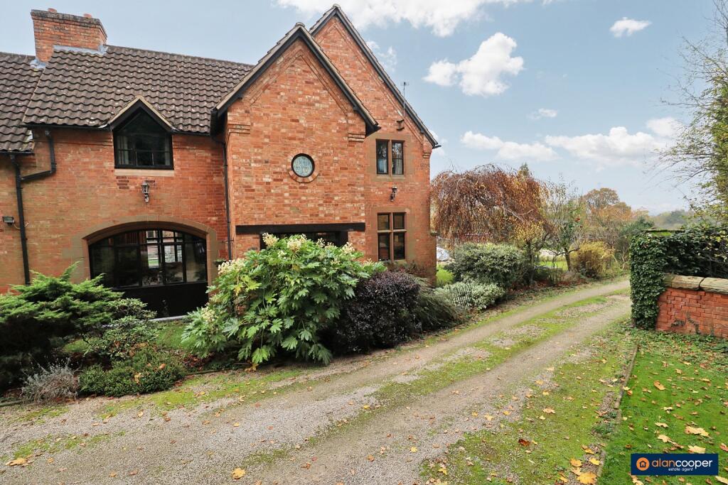 Additional image 26 of Weston Hall Stables, Mill Lane, Bulkington, CV12 9RU