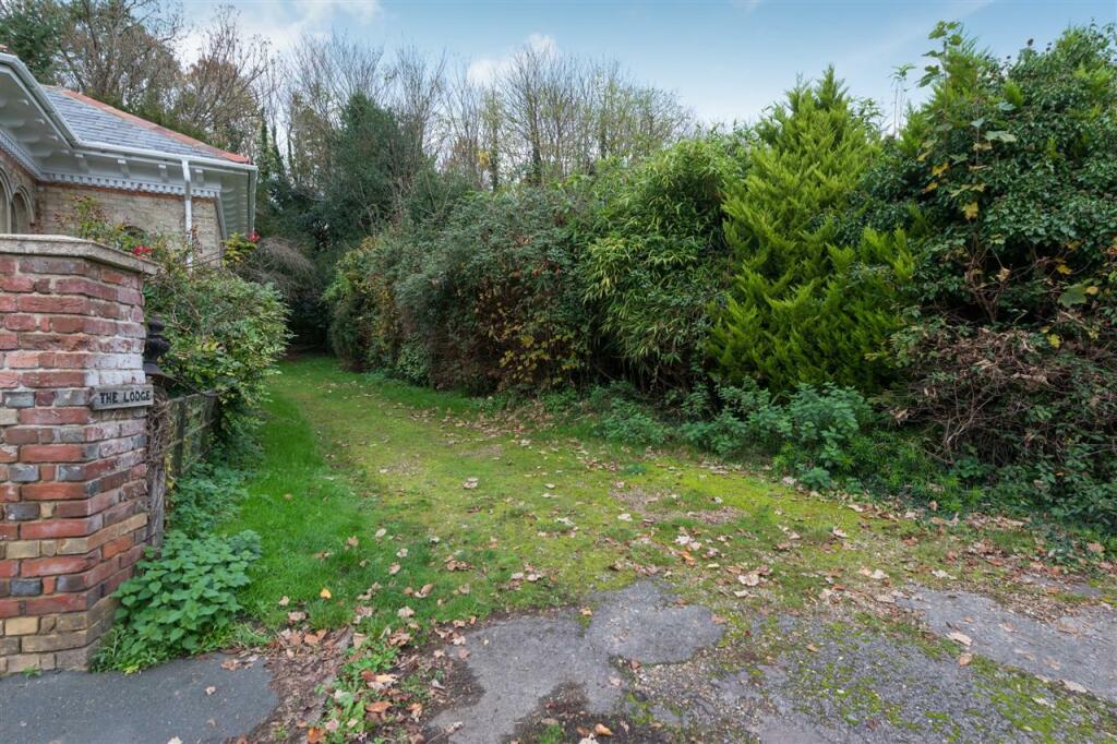 Additional image 20 of Hall Place Cottages, Harbledown