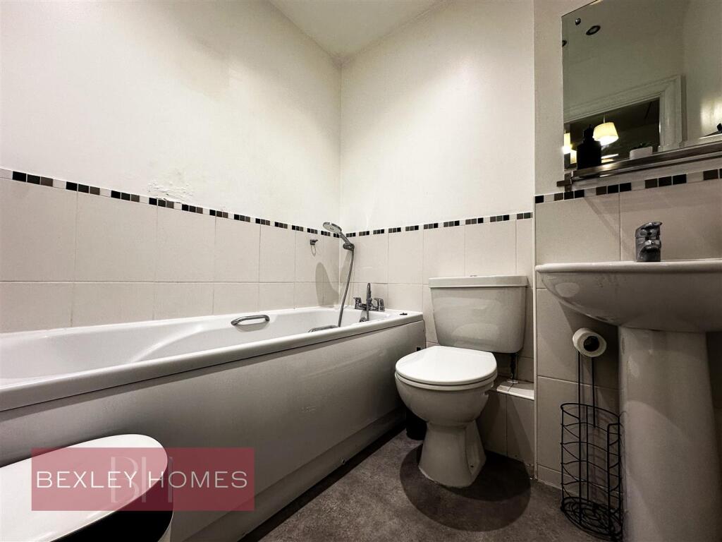 Additional image 9 of Black Eagle Drive, Northfleet