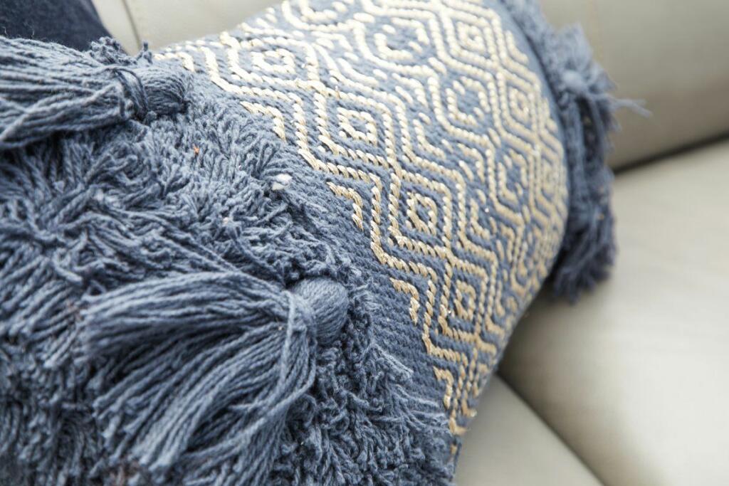 Additional image 10 of Stepping Lane