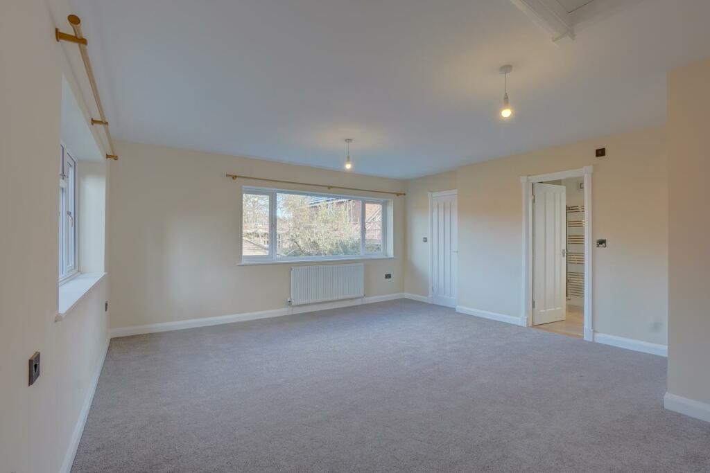 Additional image 11 of Tamworth Road, Wood End, Atherstone