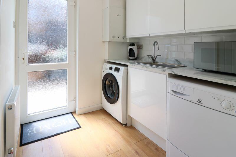 Additional image 8 of Canterbury