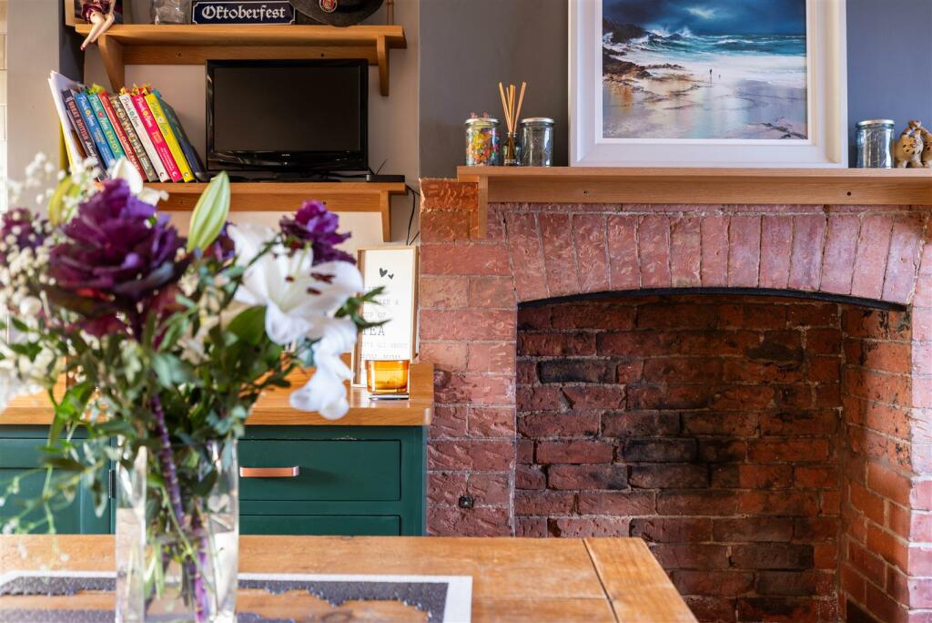 Additional image 3 of Cavendish Bridge, Shardlow, Derby