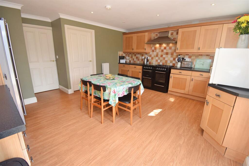 Additional image 6 of Wiggins Close, Hillmorton, Rugby