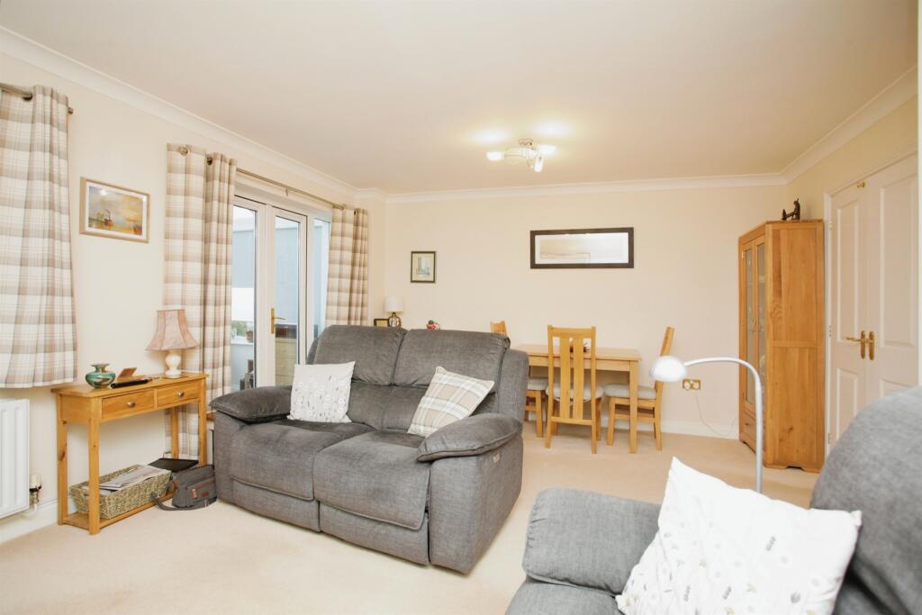 Additional image 16 of Wolston Court, Cawston, Rugby