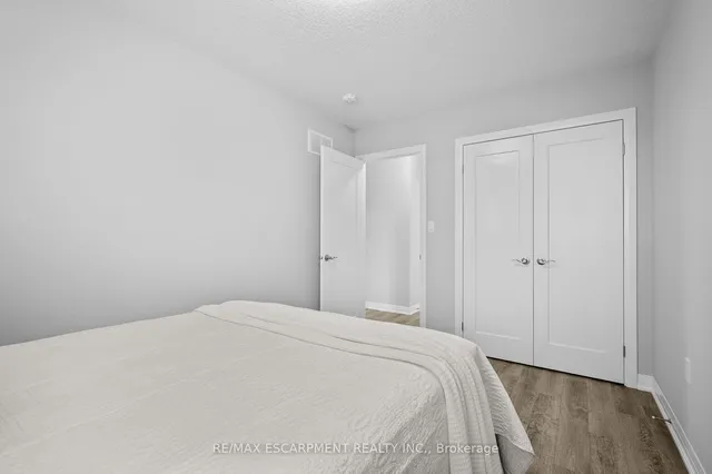 Additional image 32 of 271 Dalgleish Tr