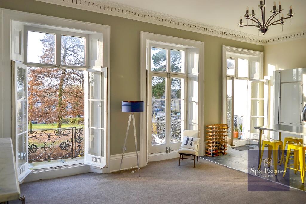 Additional image 3 of Discreet Listing - Over 1000 sq ft with balcony views over Clarendon Square Gardens