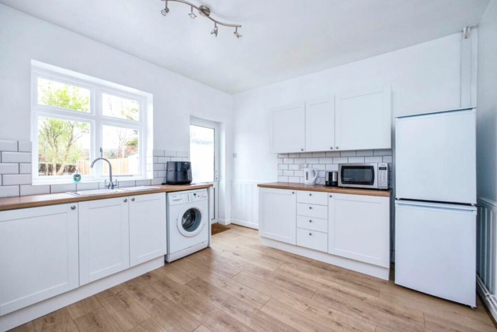 Additional image 5 of Heanor Road, Loscoe, DE75