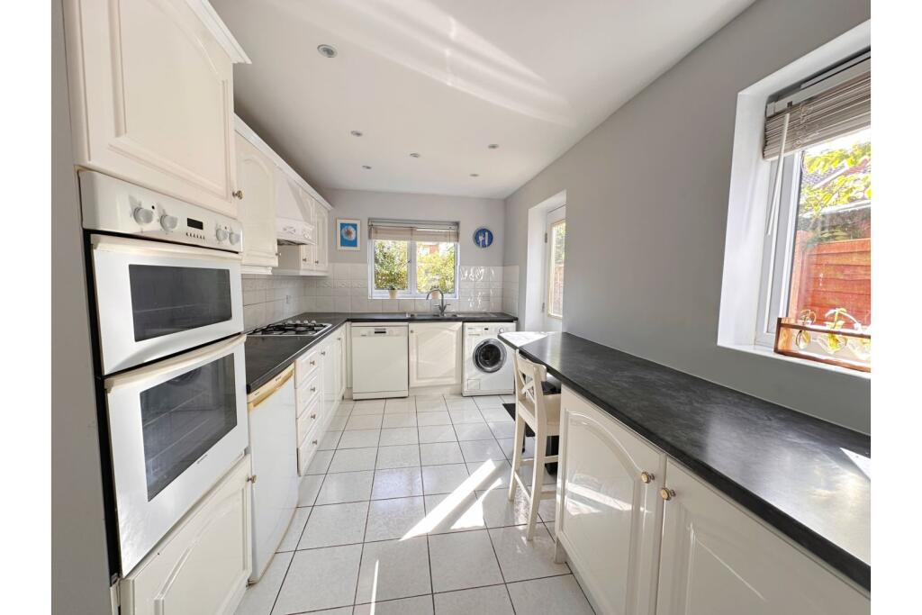 Additional image 5 of Shylock Grove, Heathcote, Warwick, CV34