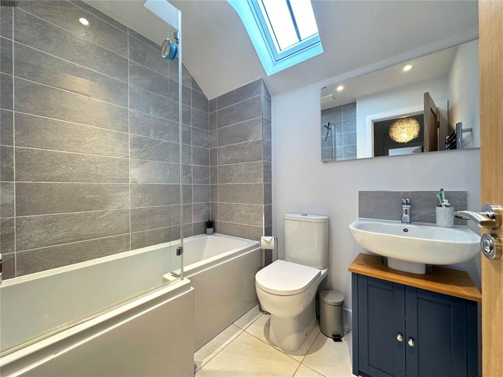 Additional image 24 of Birmingham Road, Stoneleigh, CV8