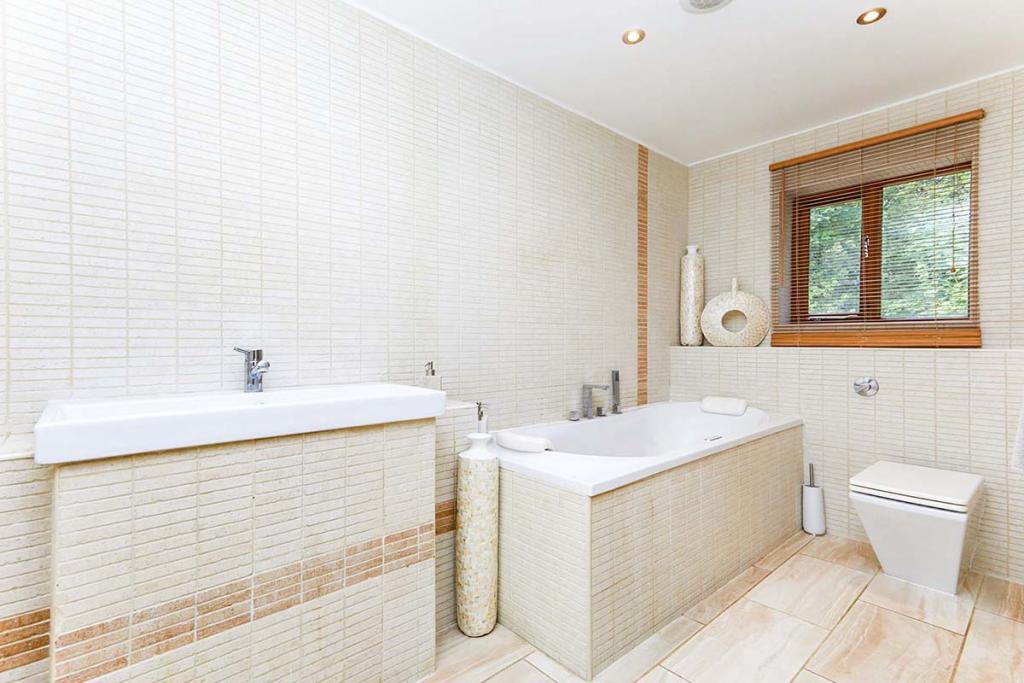 Additional image 14 of Court Farm Lane, Branston, Burton-on-Trent, Staffordshire, DE14