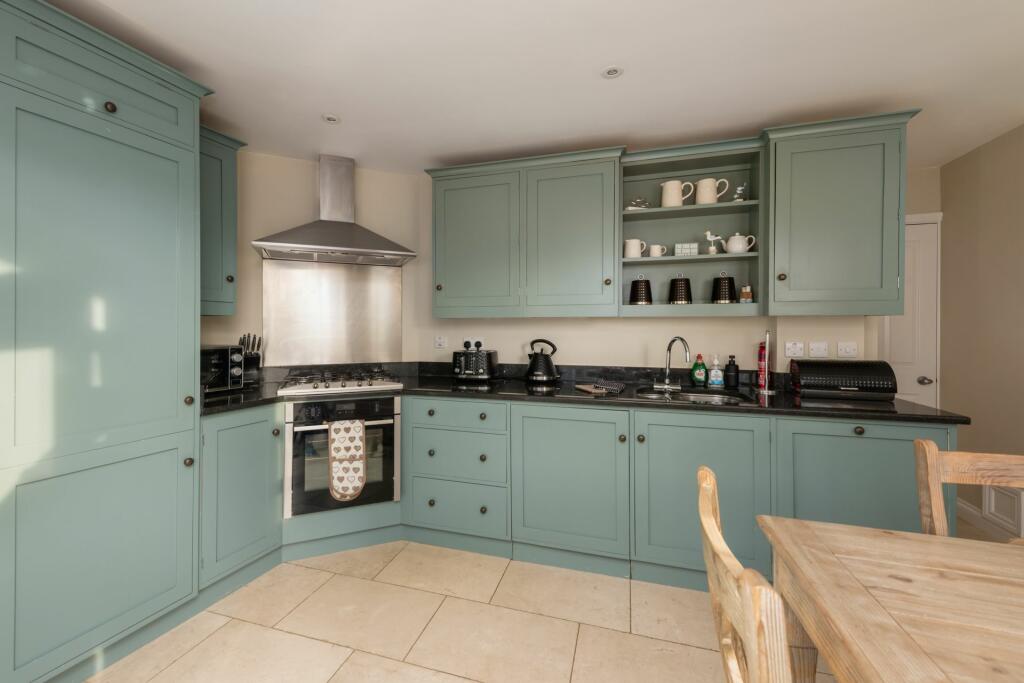 Additional image 3 of Island Wall, Whitstable, CT5