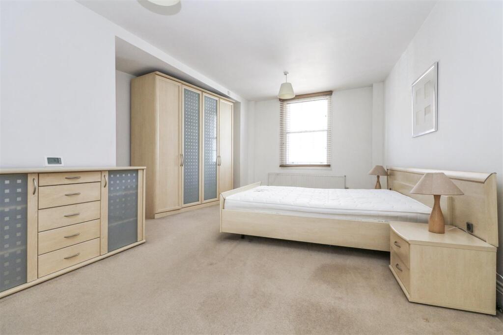 Additional image 10 of Neville Court, Jury Street, Warwick