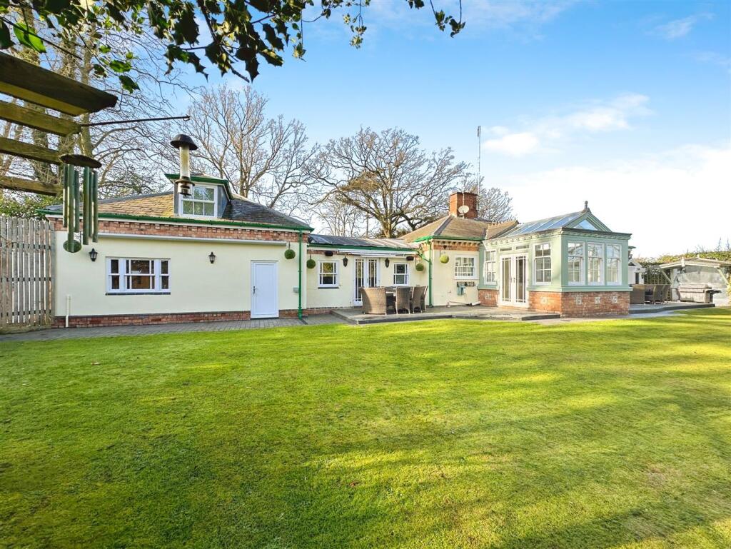 Additional image 60 of Westhill Road, Blackdown, Leamington Spa