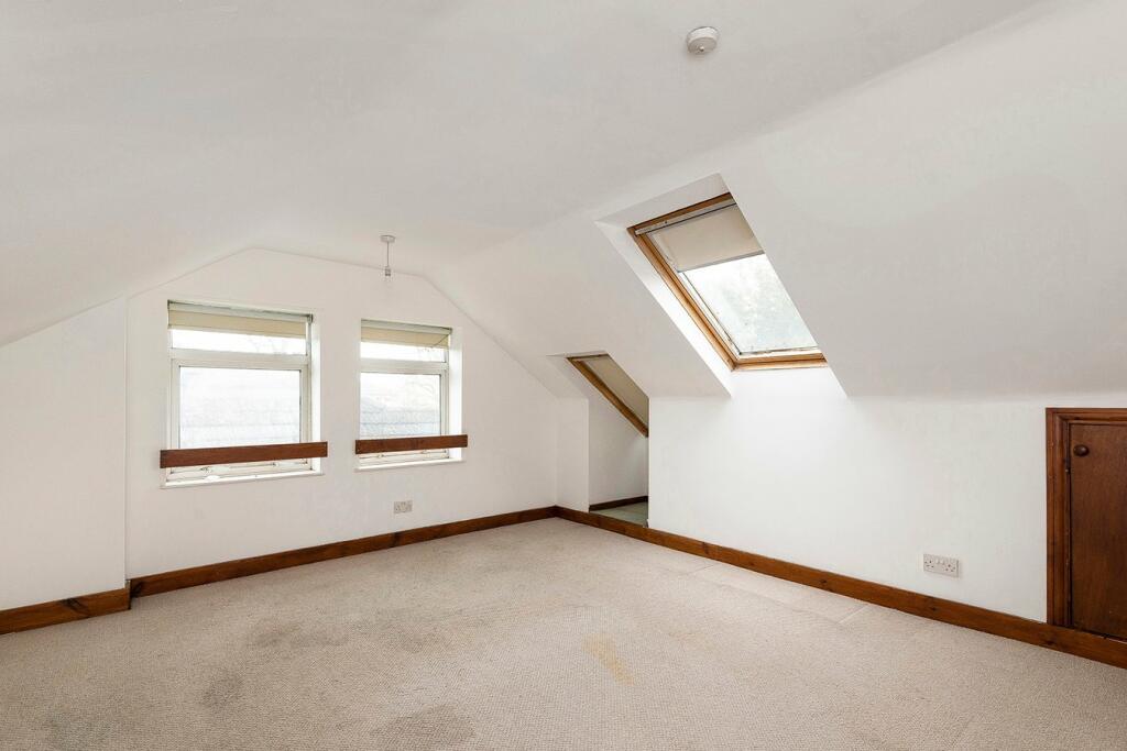 Additional image 10 of Park Crescent, Erith, DA8