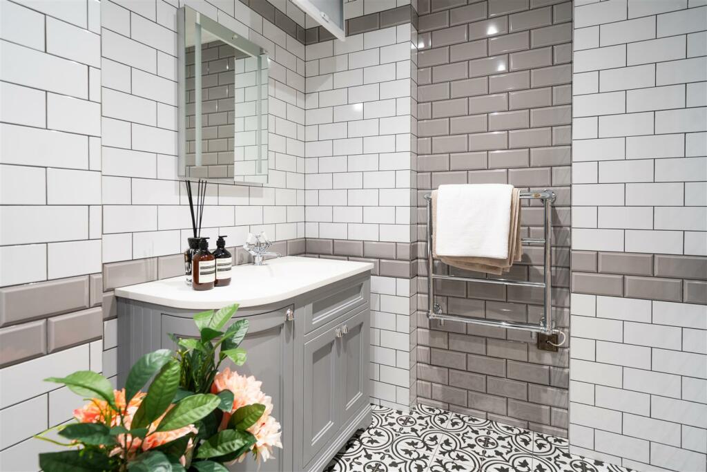 Additional image 19 of Apt 2, Riber Castle, Riber, Matlock, Derbyshire, DE4 5JU