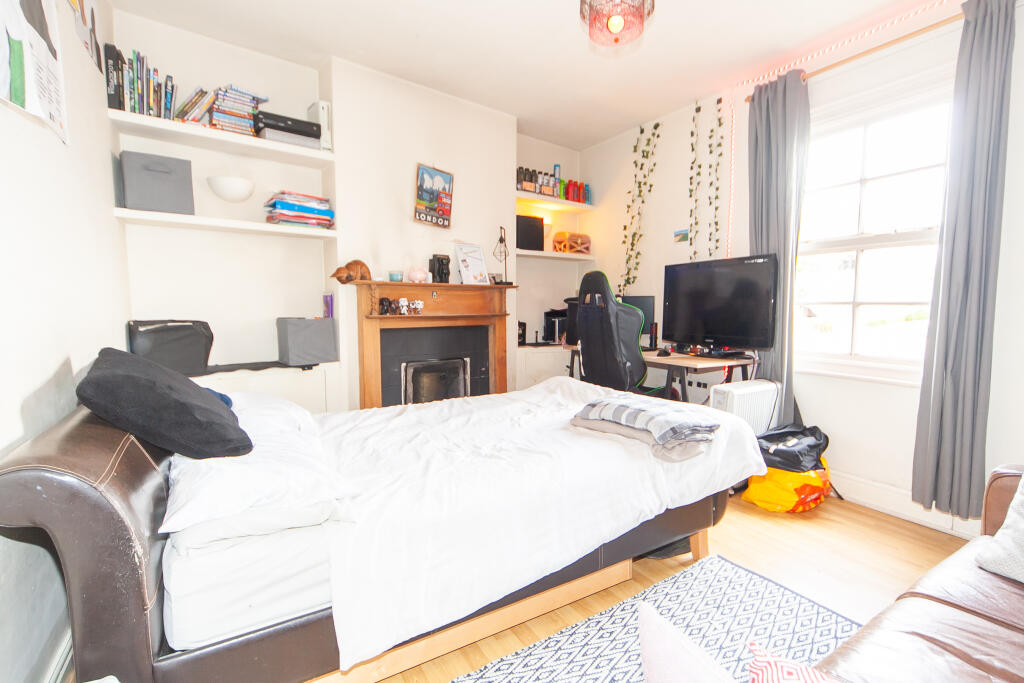 Additional image 11 of Lewis Road, Leamington Spa, CV31