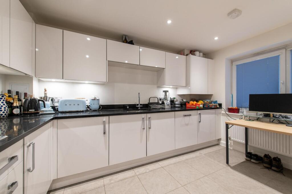 Additional image 17 of St Clements Lakes, Greenhithe