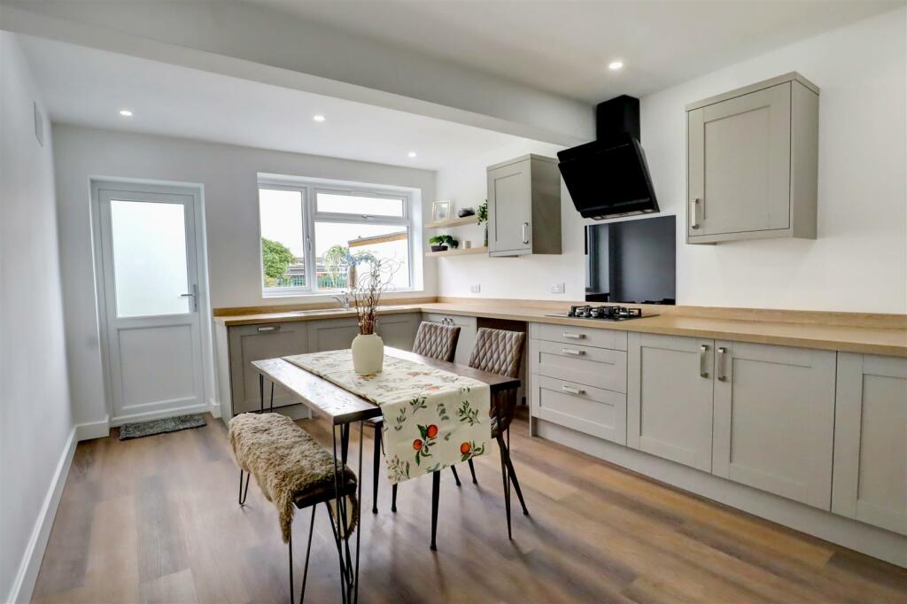 Additional image 8 of READY TO MOVE IN, EXTENDED BUNGALOW - Goodyers End Lane