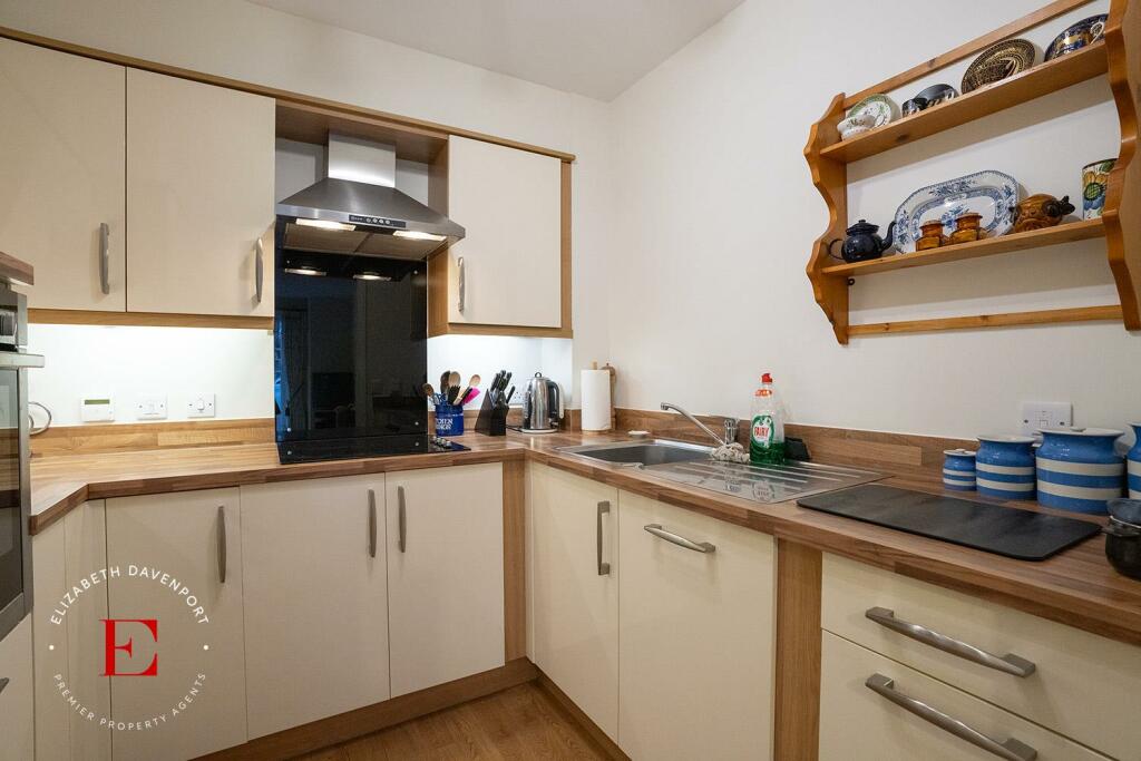 Additional image 3 of Waverley Road, Kenilworth