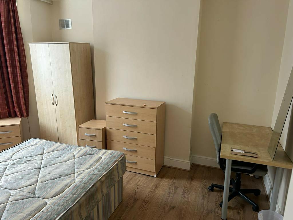 Additional image 5 of Clapham Terrace, Leamington Spa, Warwickshire, CV31