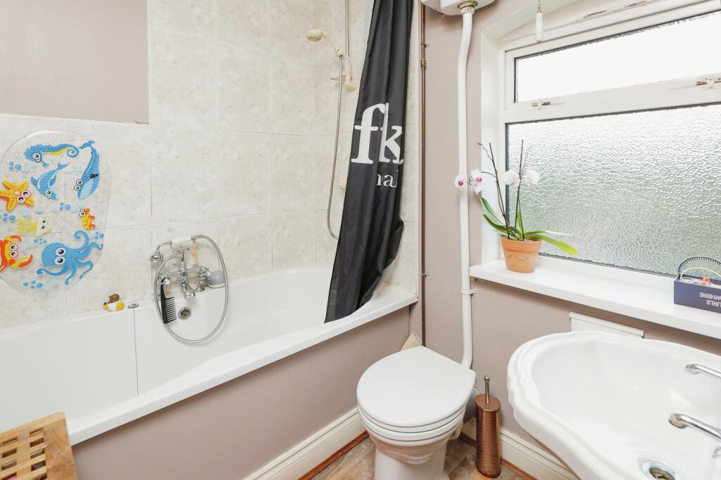 Additional image 10 of Ridge Lane, Oldbury, Nuneaton, Warwickshire, CV10