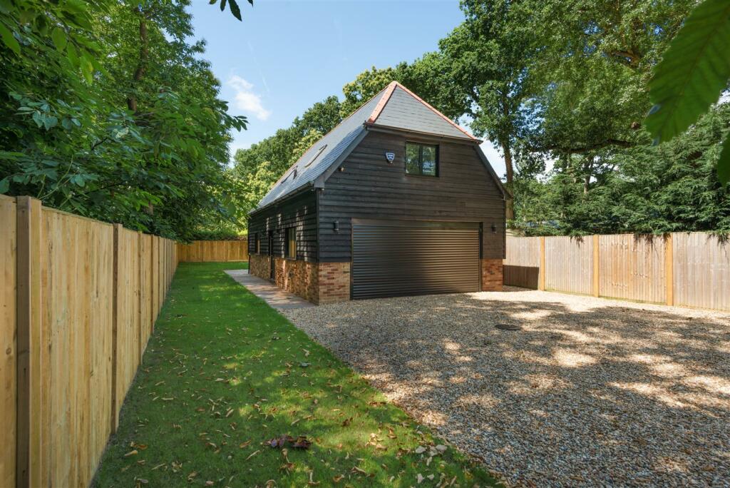 Additional image 20 of Royal Avenue, Whitstable