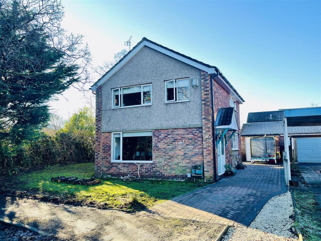 Primary image of Grosvenor Avenue, Hartford, Northwich