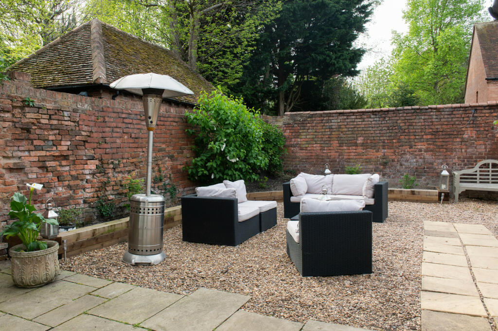 Additional image 22 of Jury Street, Warwick, CV34 4EH