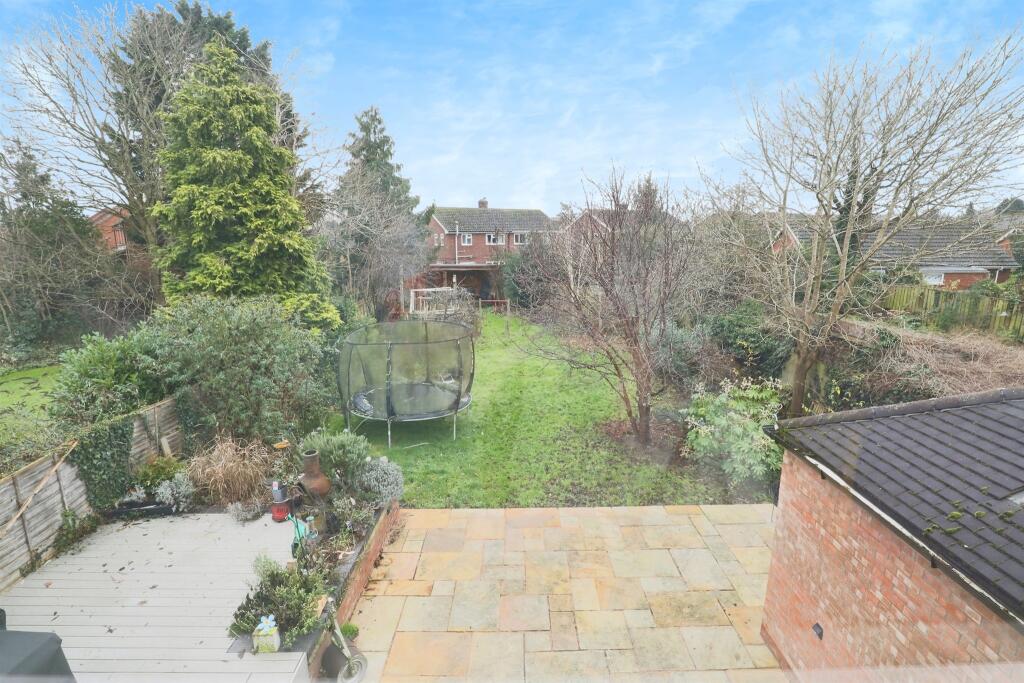 Additional image 16 of Warwick Road, Wellesbourne, Warwick