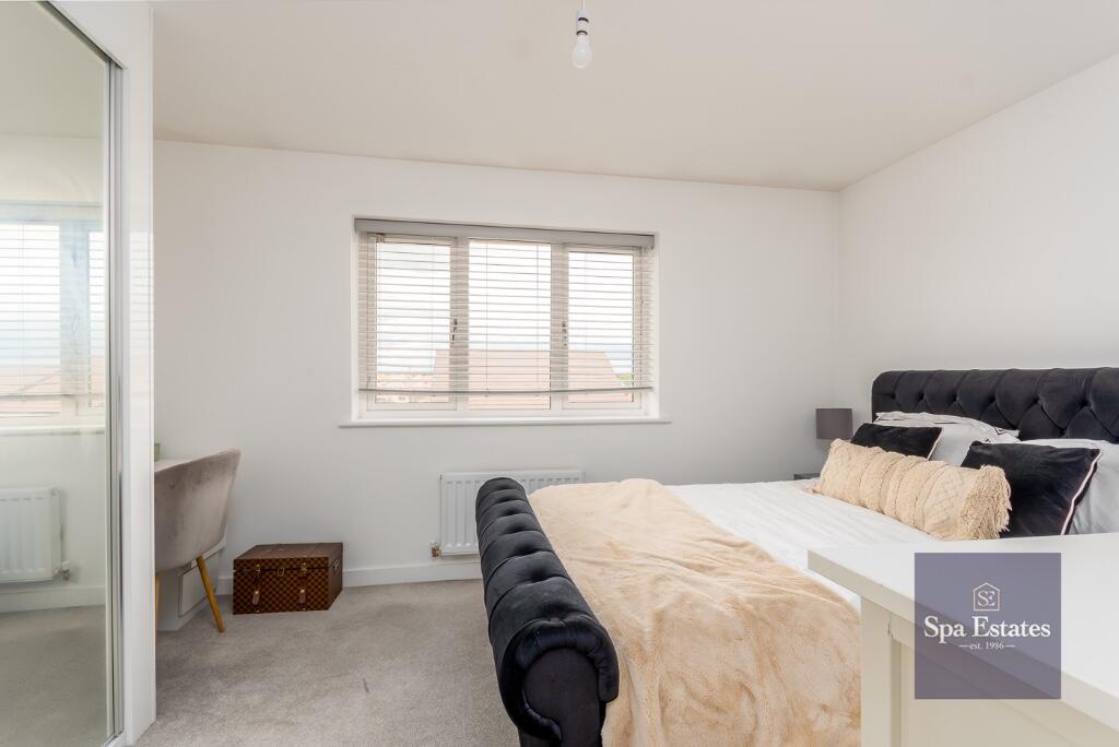 Additional image 10 of Roseacre Gardens, Warwick, CV34