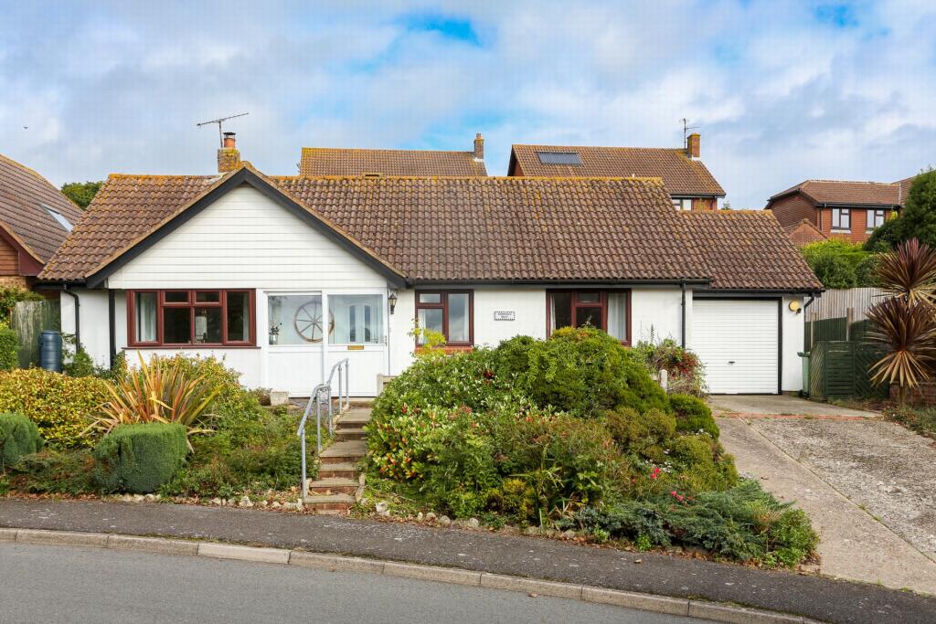 Turnpike Hill, Hythe, CT21