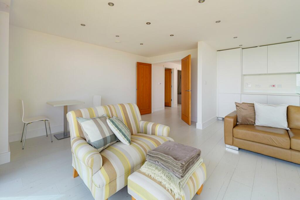 Additional image 7 of Court Road, Hythe, CT21