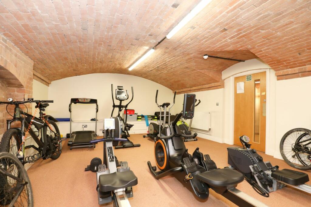 Additional image 19 of 16 Warwick Road, Stratford-upon-avon, CV37