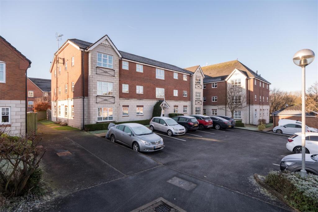 Additional image 23 of The Hollies, Sandbach Drive, Kingsmead