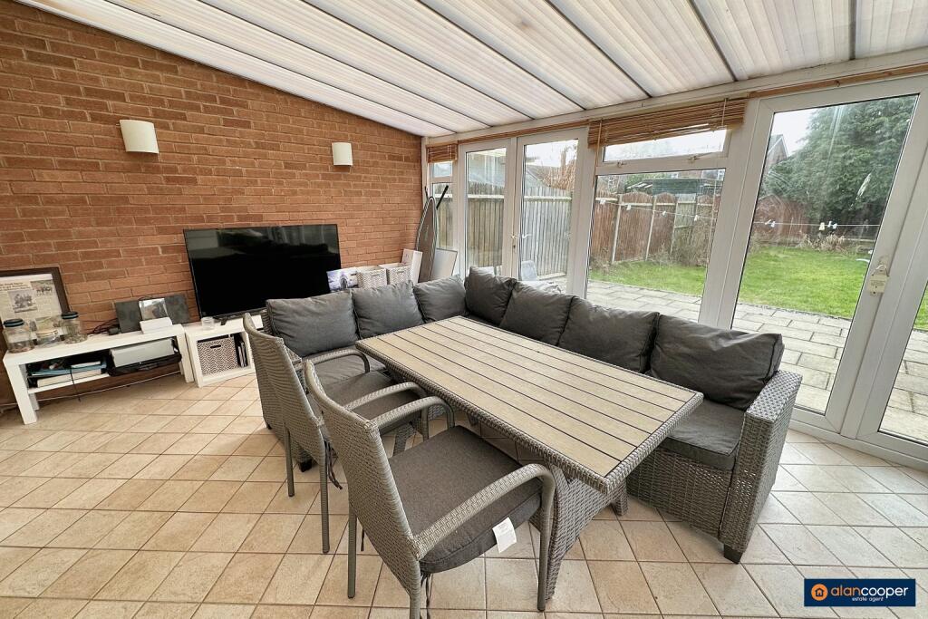 Additional image 10 of Pallett Drive, St Nicolas Park, Nuneaton, CV11 6LT