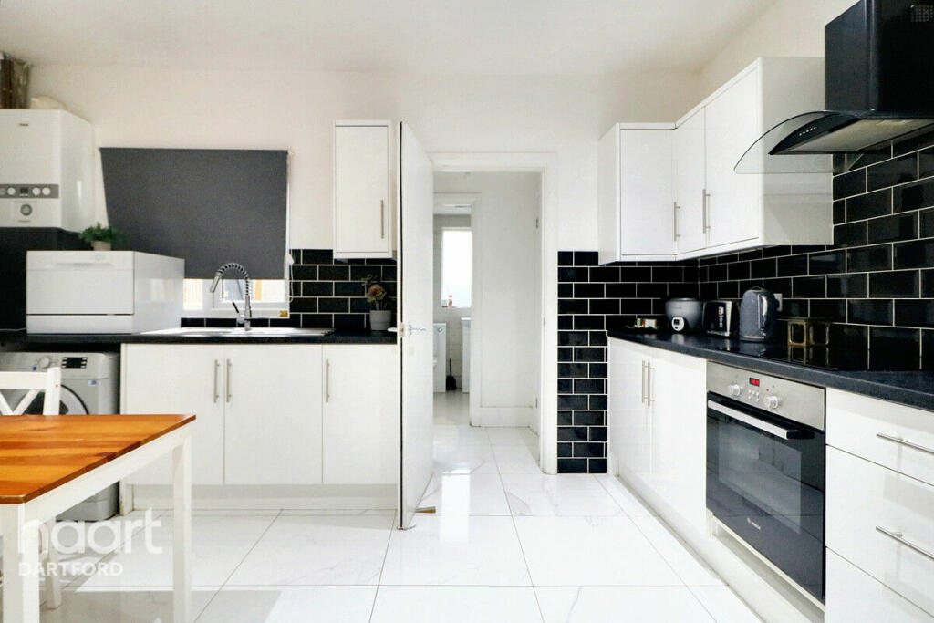 Additional image 11 of Elm Road, Erith