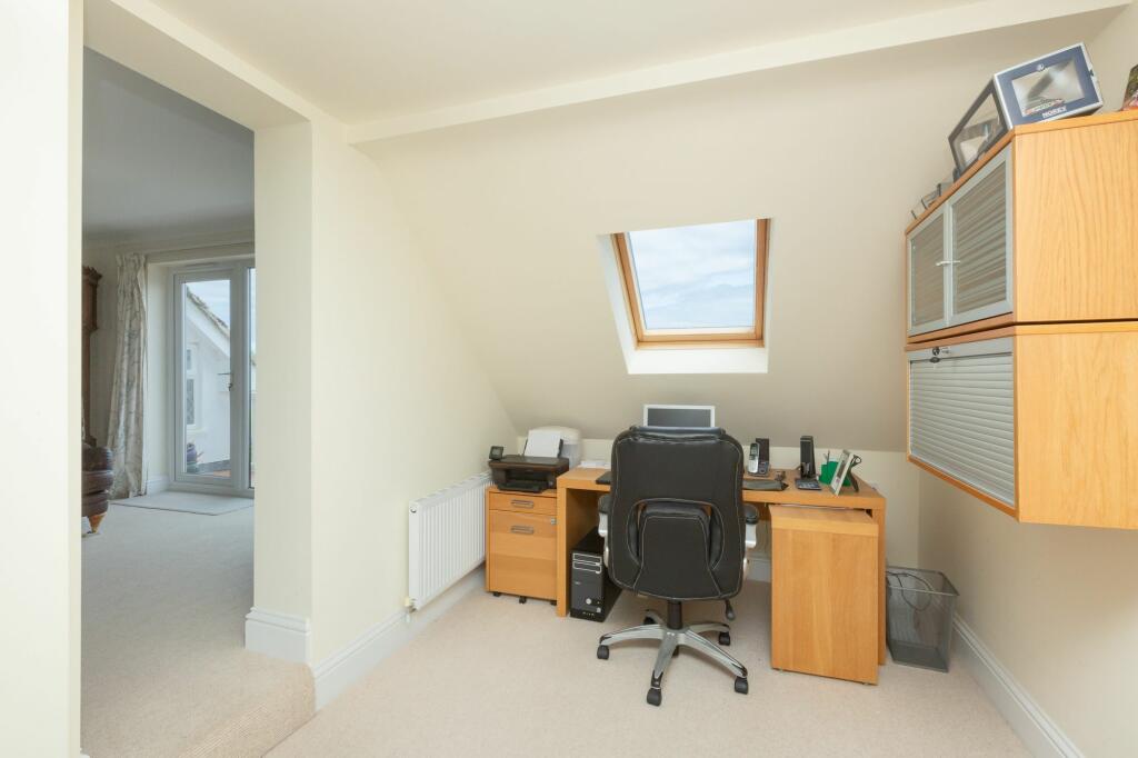 Additional image 14 of The Parade, Birchington, CT7