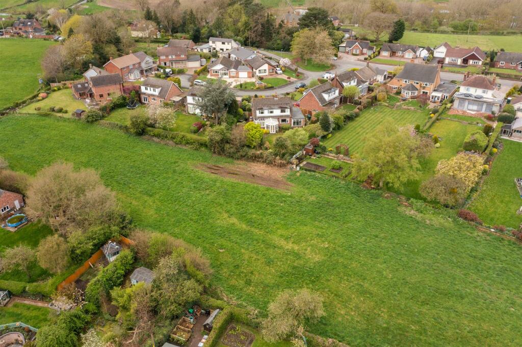 Additional image 24 of Robinia, Copthorne Drive, Audlem