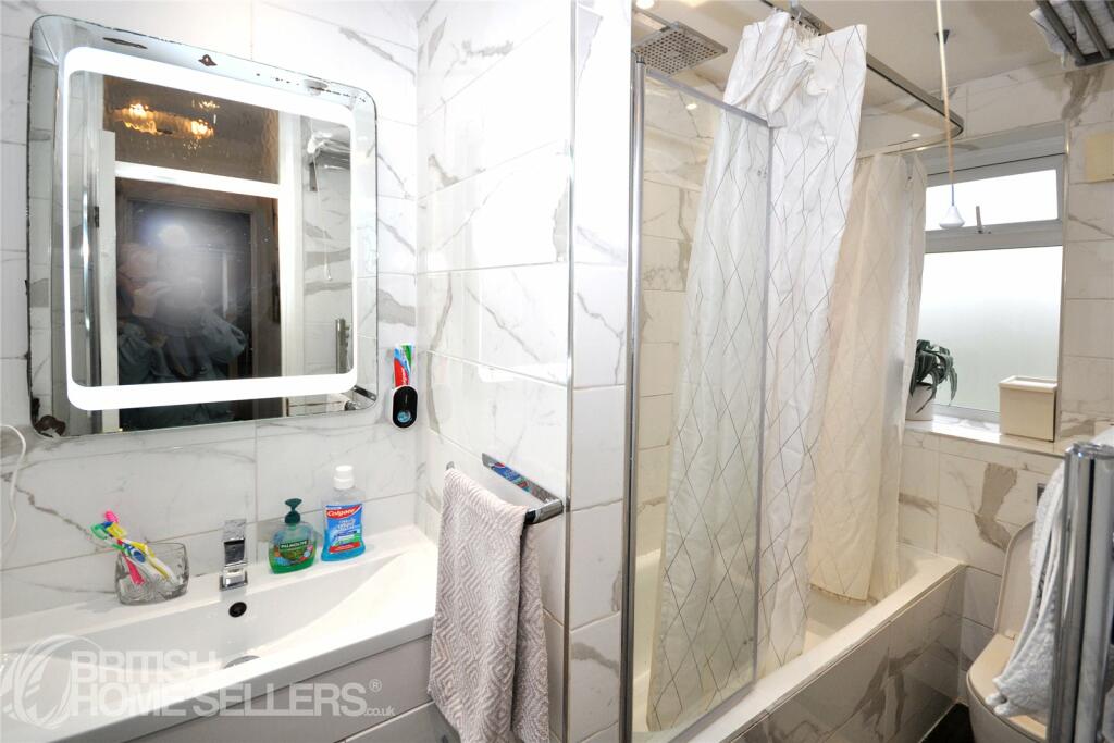 Additional image 9 of Waterdales, Northfleet, Gravesend, Kent, DA11