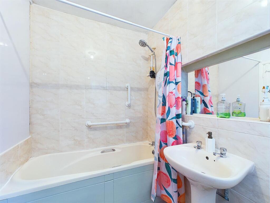 Additional image 6 of Ilford Court, Binley Woods, Coventry