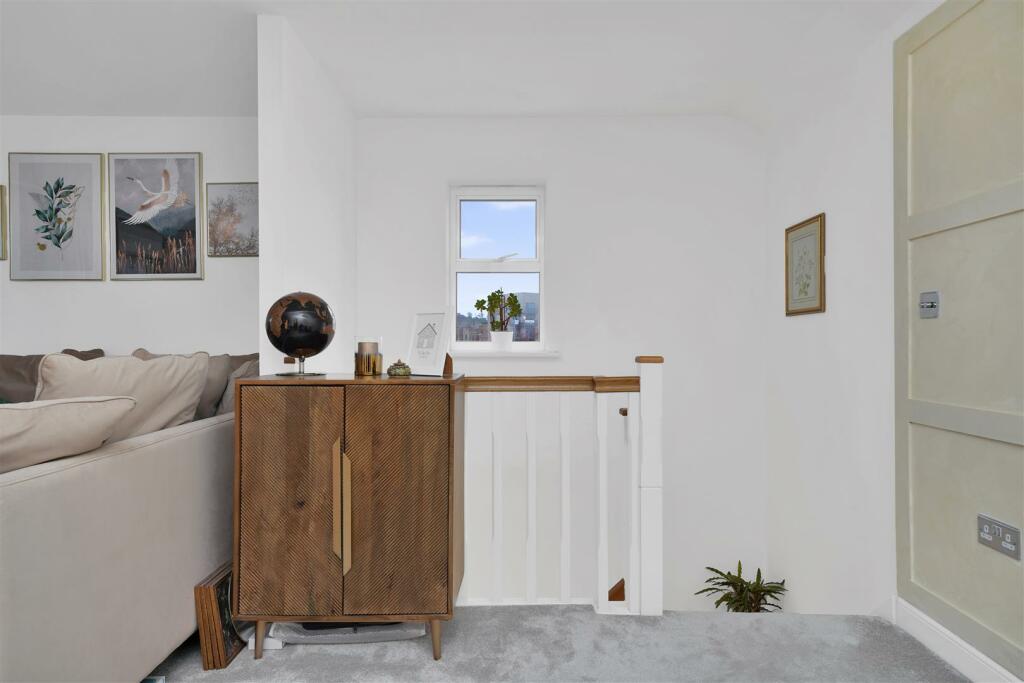 Additional image 2 of Freeman Close, Castle Hill, Ebbsfleet Valley