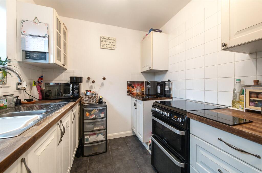 Additional image 11 of The Hollies, Gravesend, Kent, DA12