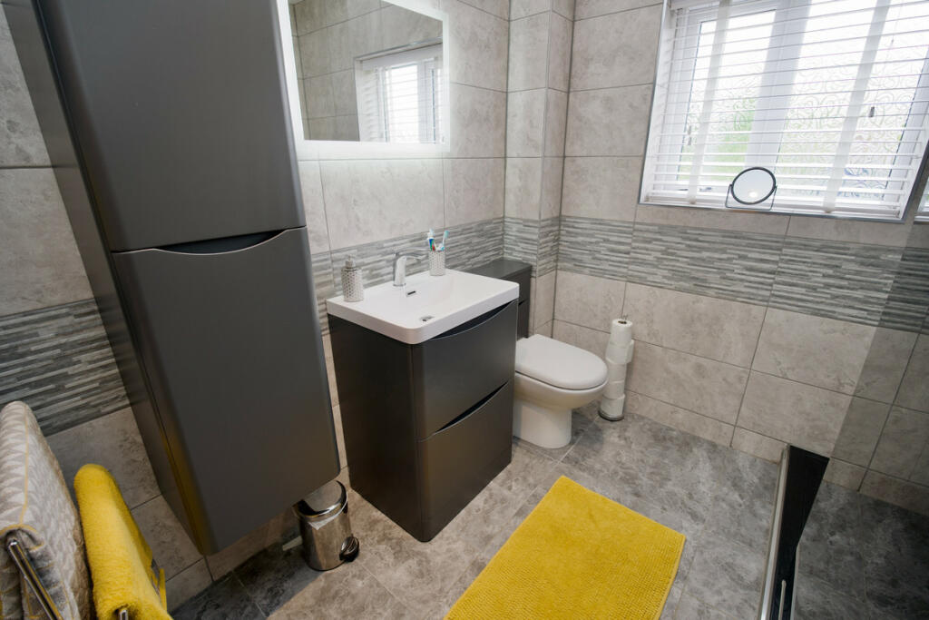 Additional image 12 of Weston Lane, Bulkington, CV12