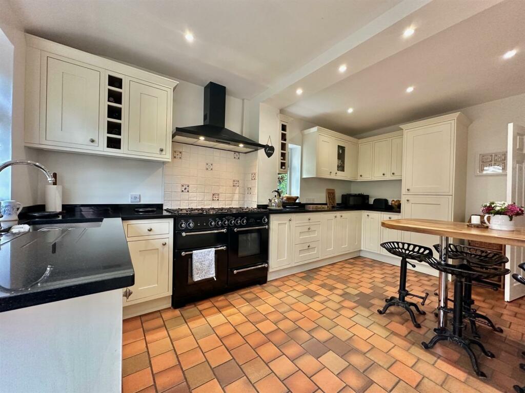 Additional image 12 of Crewe Road, Wistaston, Cheshire