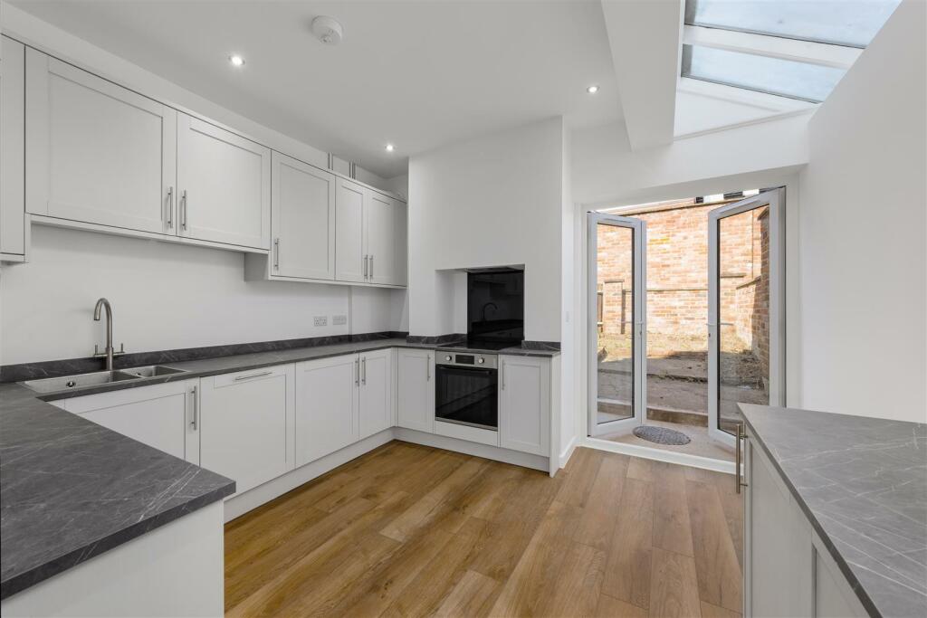 Additional image 7 of Clarendon Street, Leamington Spa