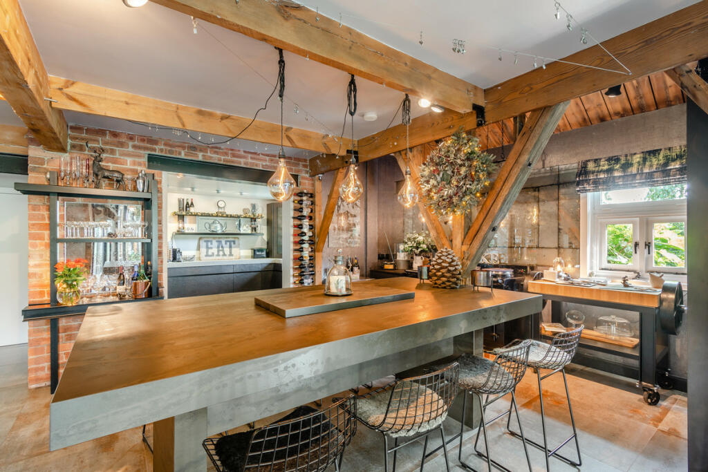 Additional image 52 of Architectural Masterpiece, Ashbourne, Derbyshire DE6